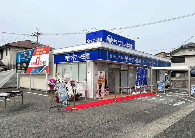 住まいのギャラリー三木店　駐車場