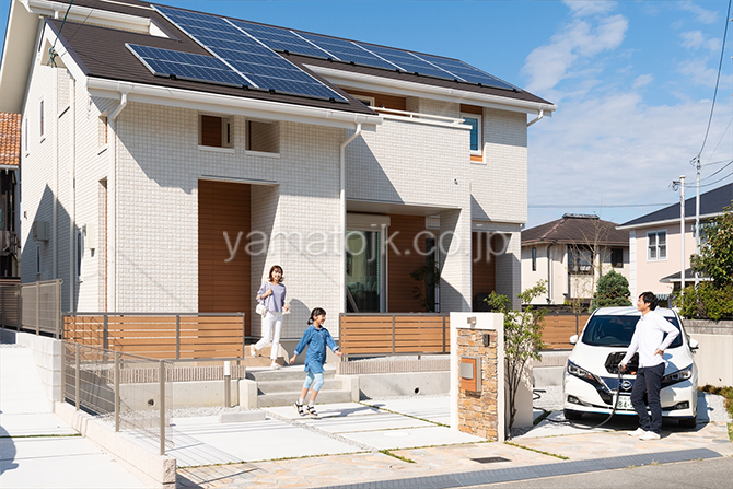 ［京都府精華町］ダブル断熱仕様で電気を自給自足するZEH（ゼロエネルギーハウス）ヤマト住建モデルハウスの高気密・高断熱住宅×全館空調×電気自動車の蓄電池